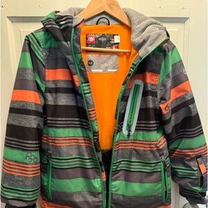Boys 686 Ski jacket size small (8)